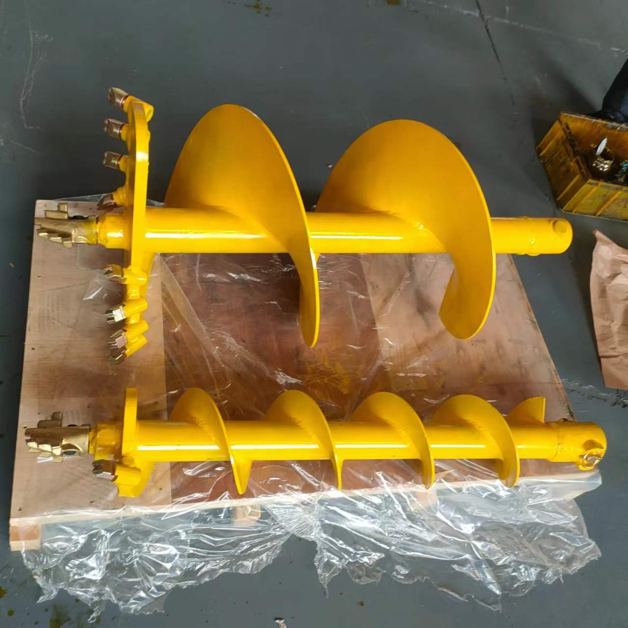 Auger Drill Attachment - Máquina de Perfuração de Solo para